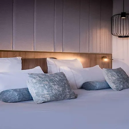 Hotel Golden Tulip Lyon Ouest Techlid